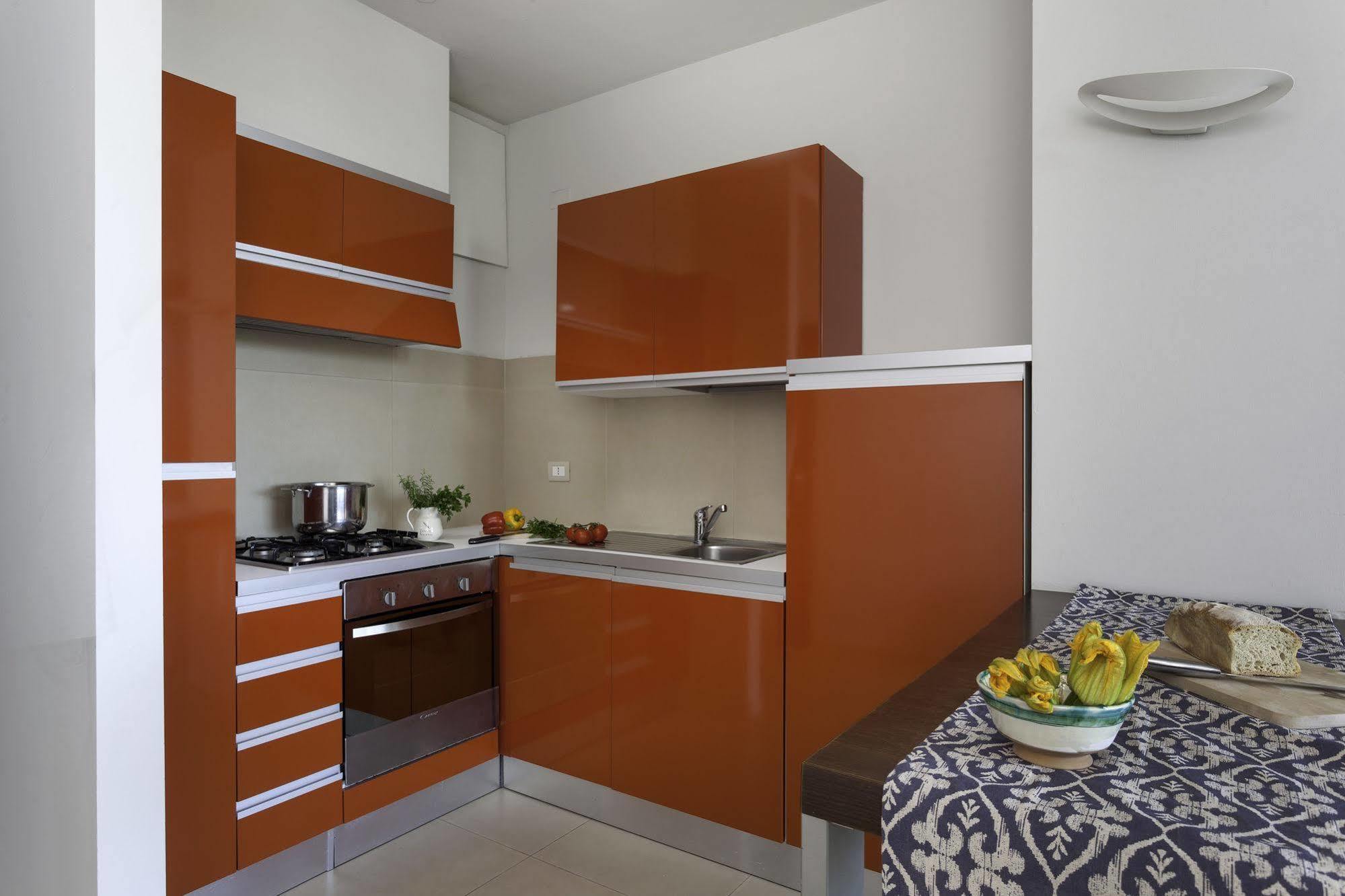 רימיני Residence Delfina מראה חיצוני תמונה